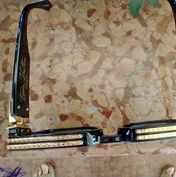 Louis Vuitton 1.1 Millionaire Sunglasses - Picture 14 of 16